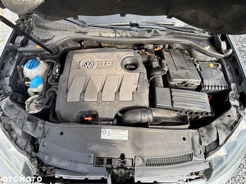 Volkswagen Golf VI 1.6 TDI BlueMot Trendline - 13