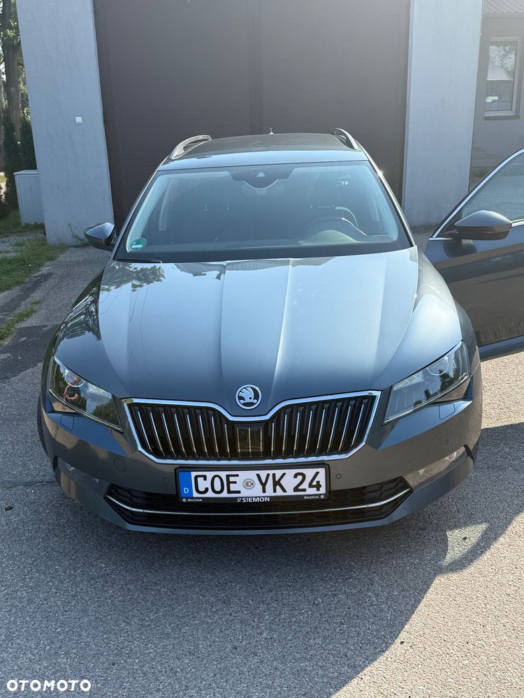 Skoda Superb 2.0 TDI DSG Ambition - 9