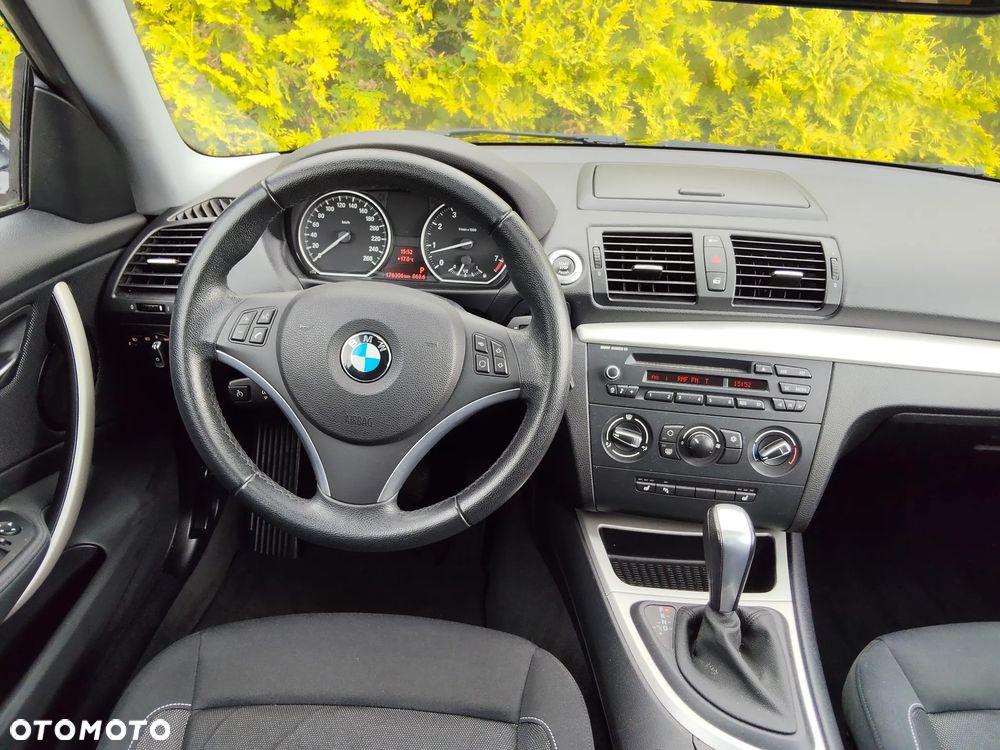 BMW Seria 1 120i Limited Edition Lifestyle - 10