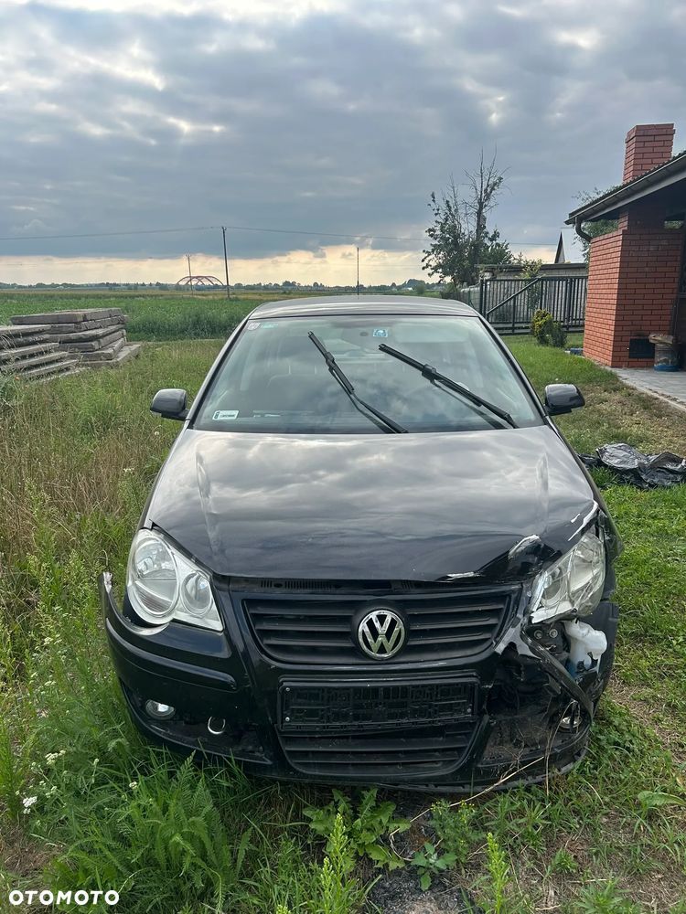 Volkswagen Polo 1.2 Trendline - 2
