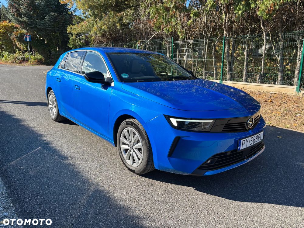 Opel Astra 1.2 Turbo Elegance - 1