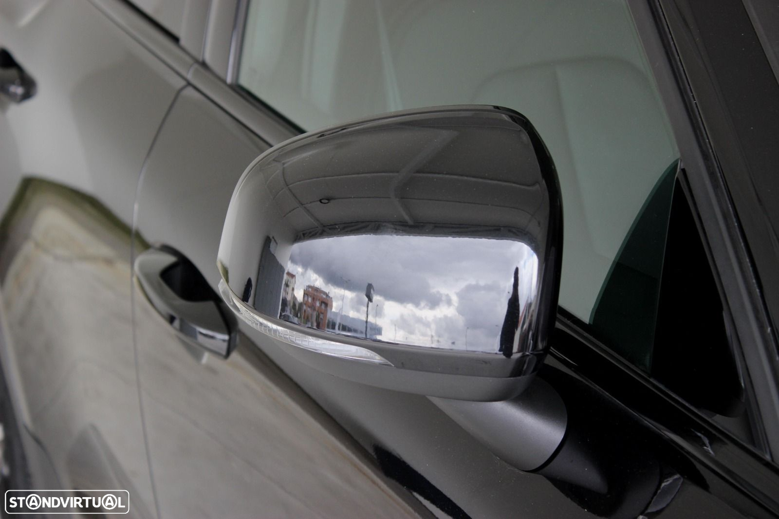Volvo XC 40 1.5 T5 PHEV R-Design - 4
