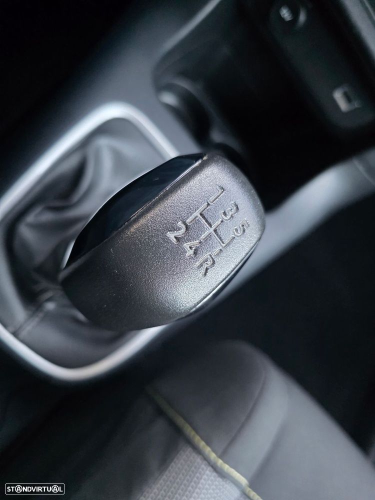 Citroën C3 1.2 PureTech C-Series - 15