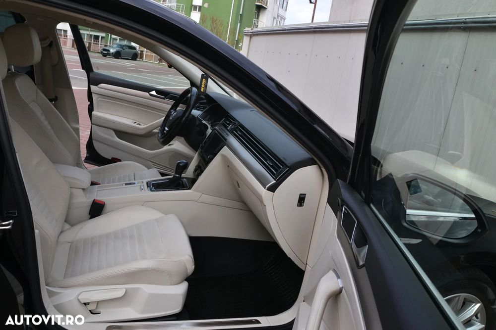 Volkswagen Passat 2.0 TDI DSG 4Motion Highline - 11