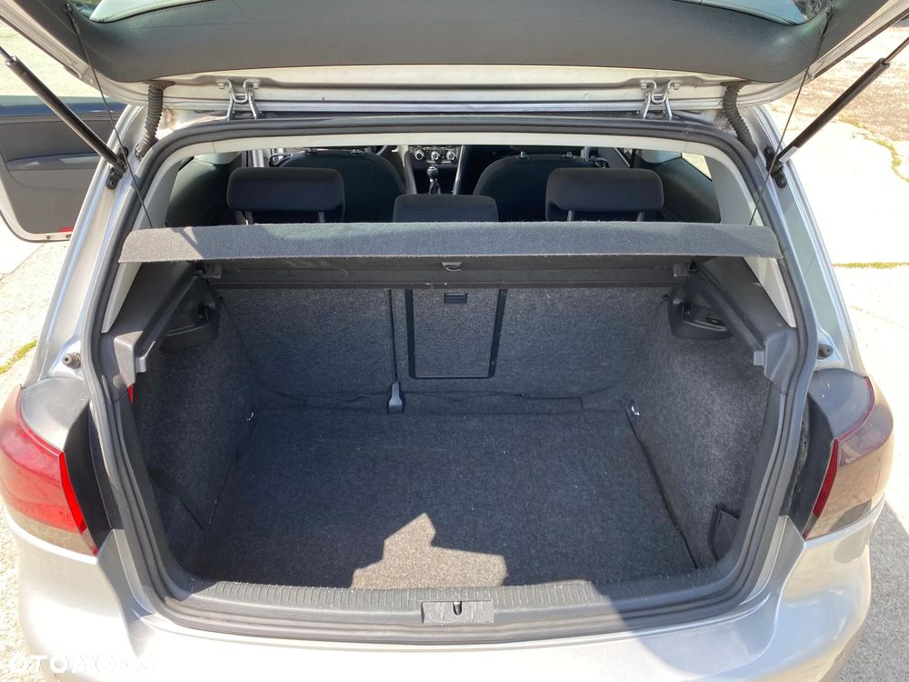 Volkswagen Golf 2.0 TDI DPF Comfortline - 20