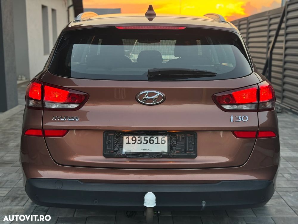 Hyundai i30 1.6 CRDI Premium - 20
