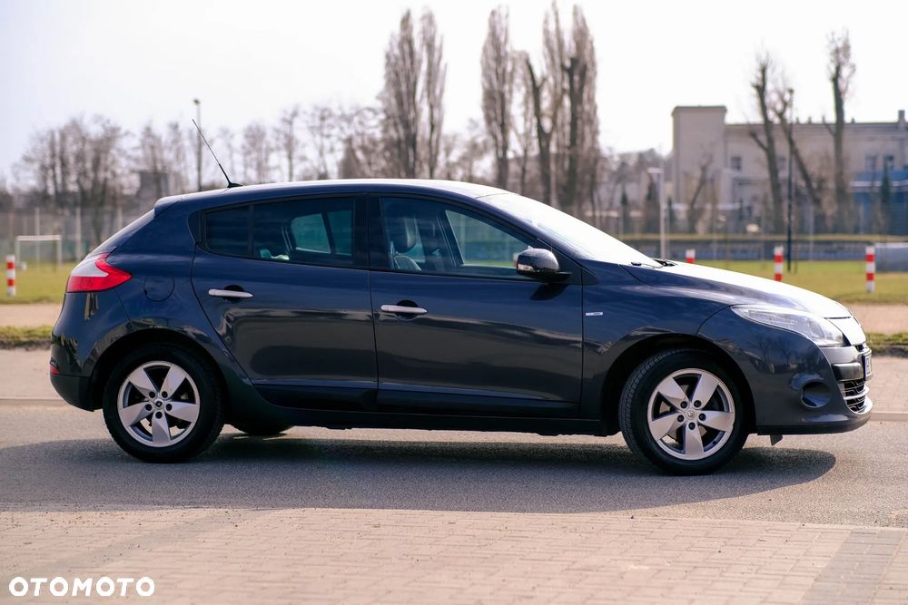 Renault Megane 1.9 dCi Bose Edition - 4
