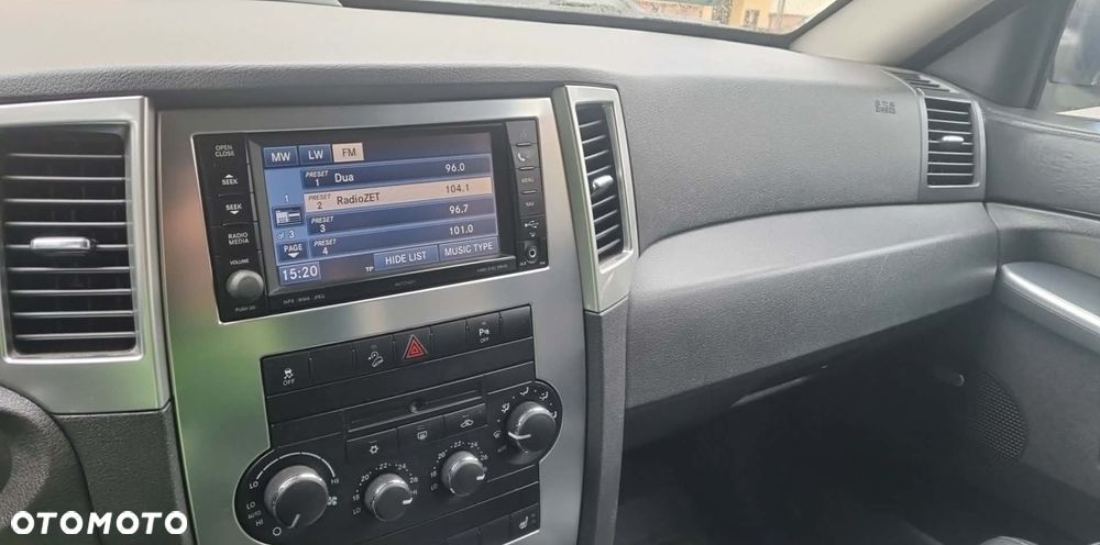 Jeep Grand Cherokee - 8