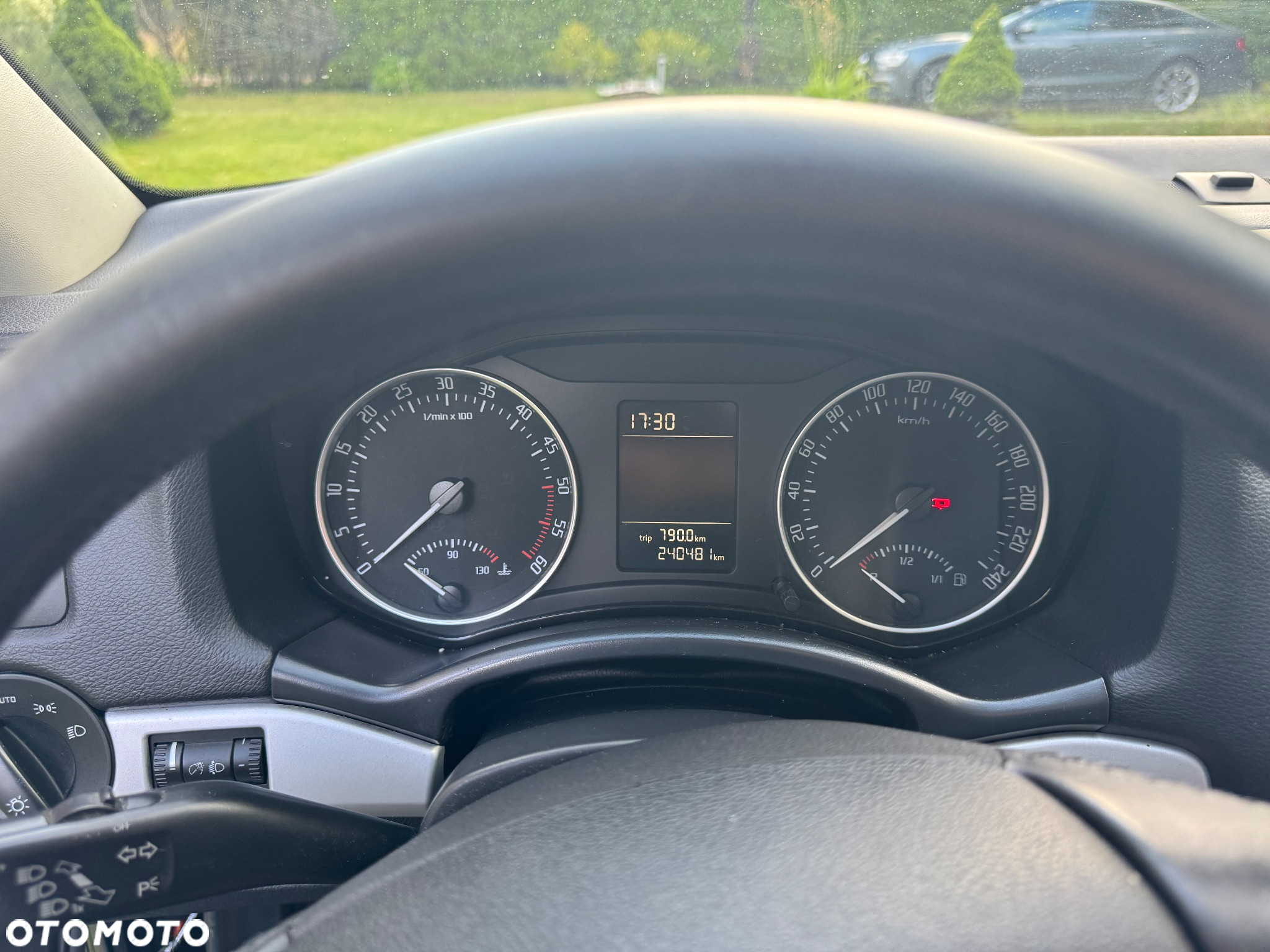 Skoda Octavia 2.0 TDI Ambiente DSG - 10