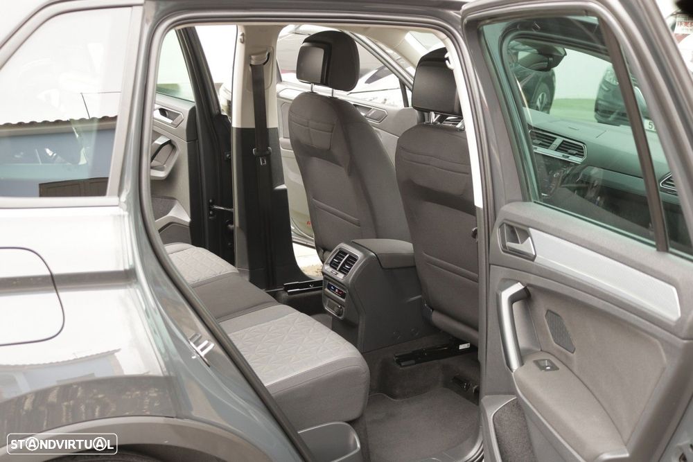 VW Tiguan 1.4 TSI eHybrid Life DSG - 24