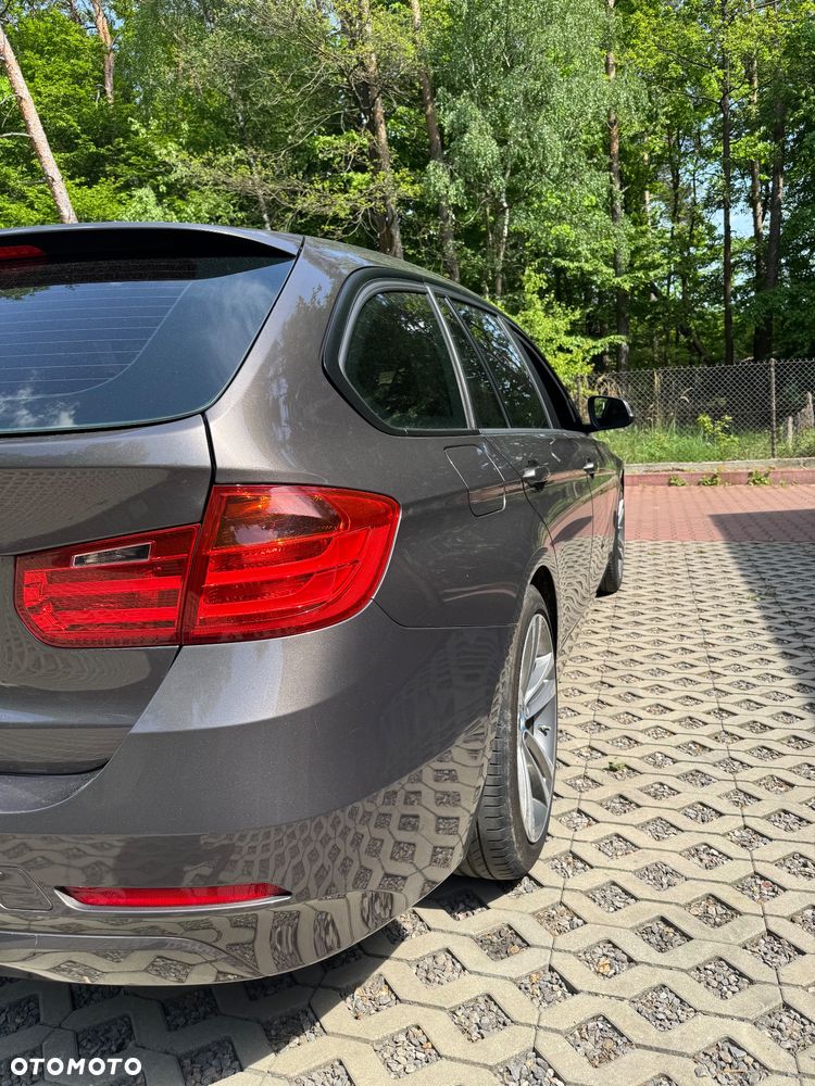 BMW Seria 3 316d Sport Line - 19