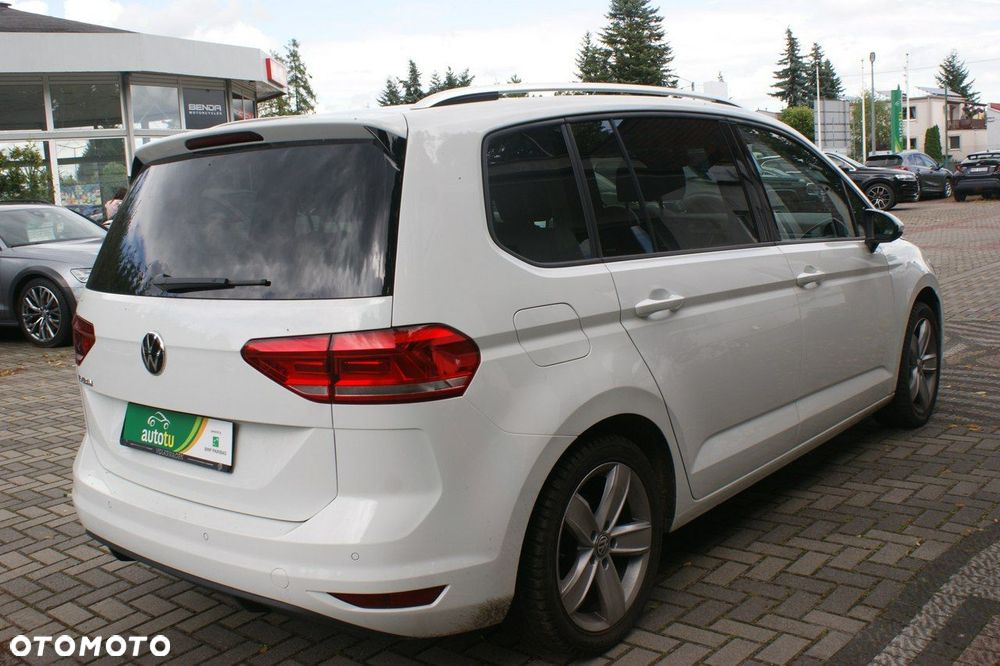 Volkswagen Touran - 6