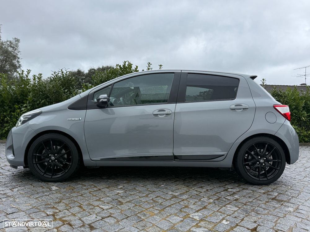 Toyota Yaris 1.5 HSD GR Sport - 6