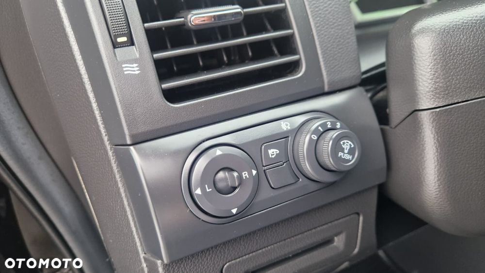 Chevrolet Captiva 2.4 2WD 7 Sitzer LS - 21