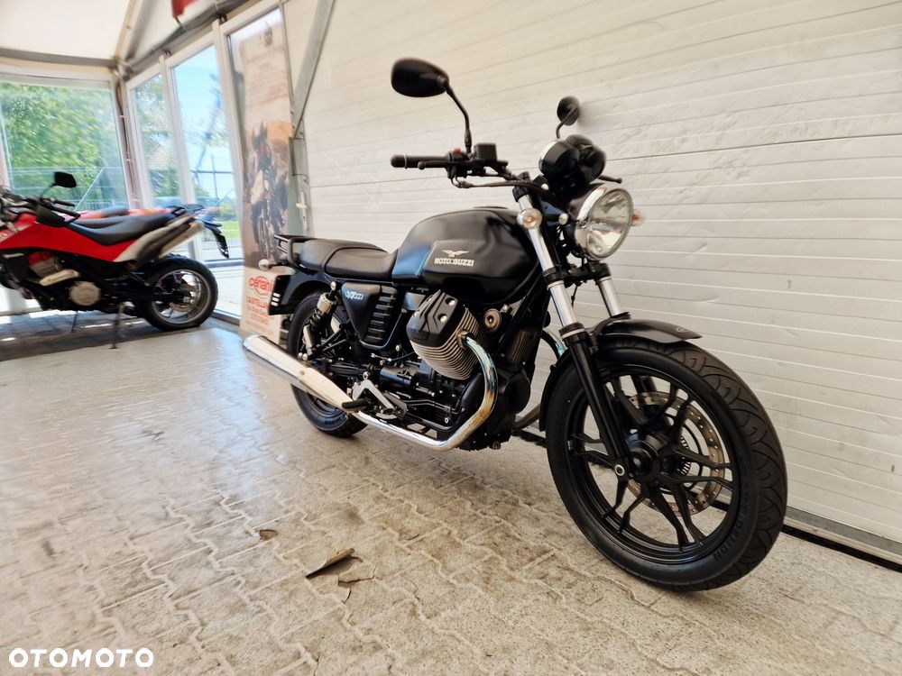 Moto Guzzi V7 - 9