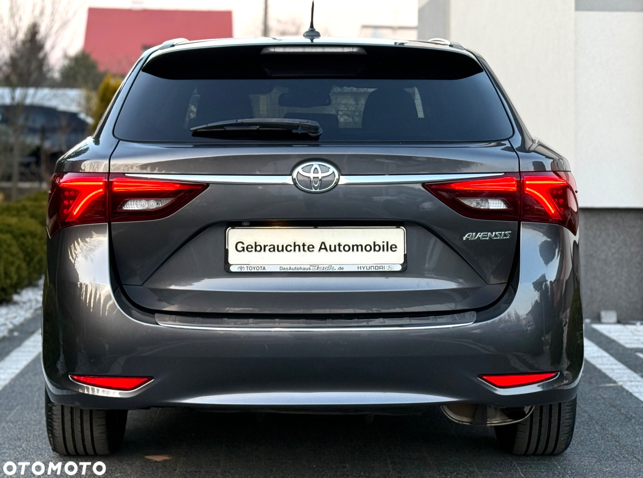 Toyota Avensis Touring Sports 1.8 Edition S+ - 3