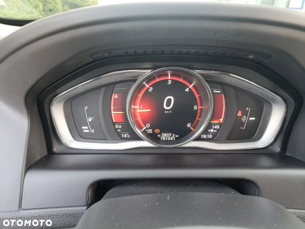 Volvo XC 60 D4 Summum - 9