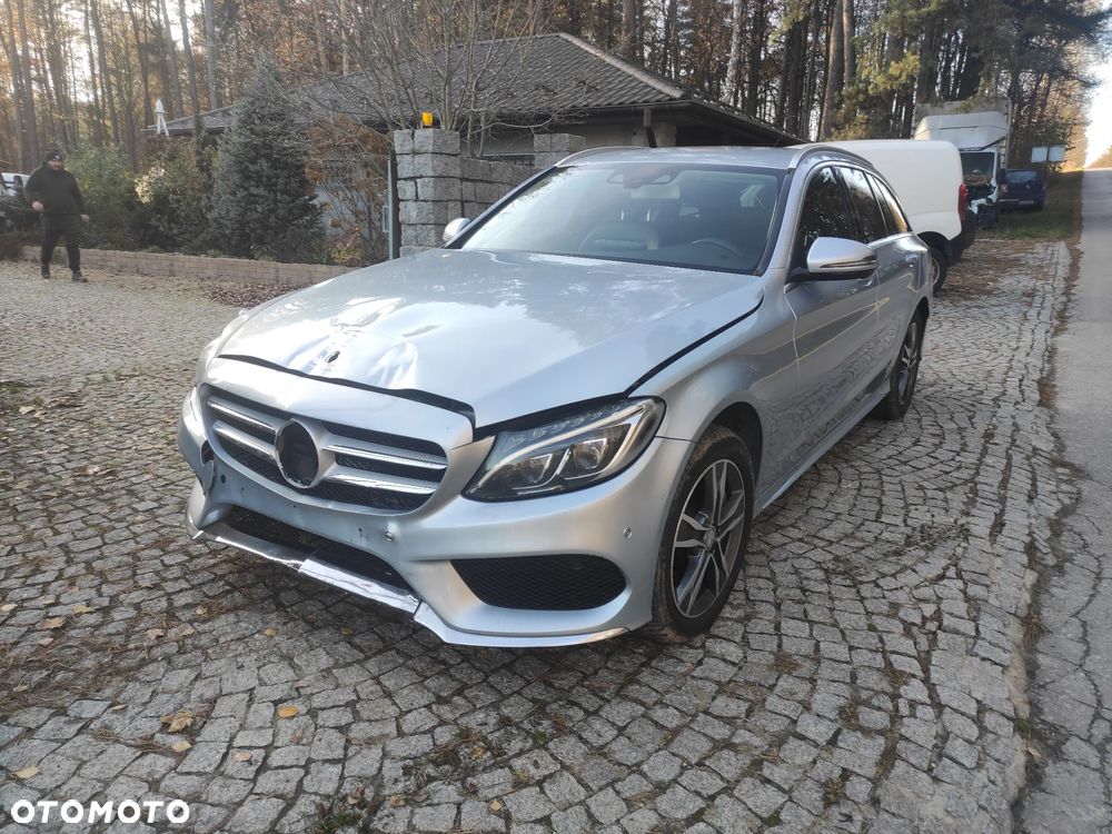 Mercedes-Benz Klasa C 250 CDI BlueEff 4-Matic Avantgarde - 1