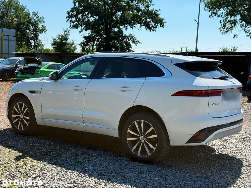 Jaguar F-Pace 2.0 P250 mHEV AWD - 12