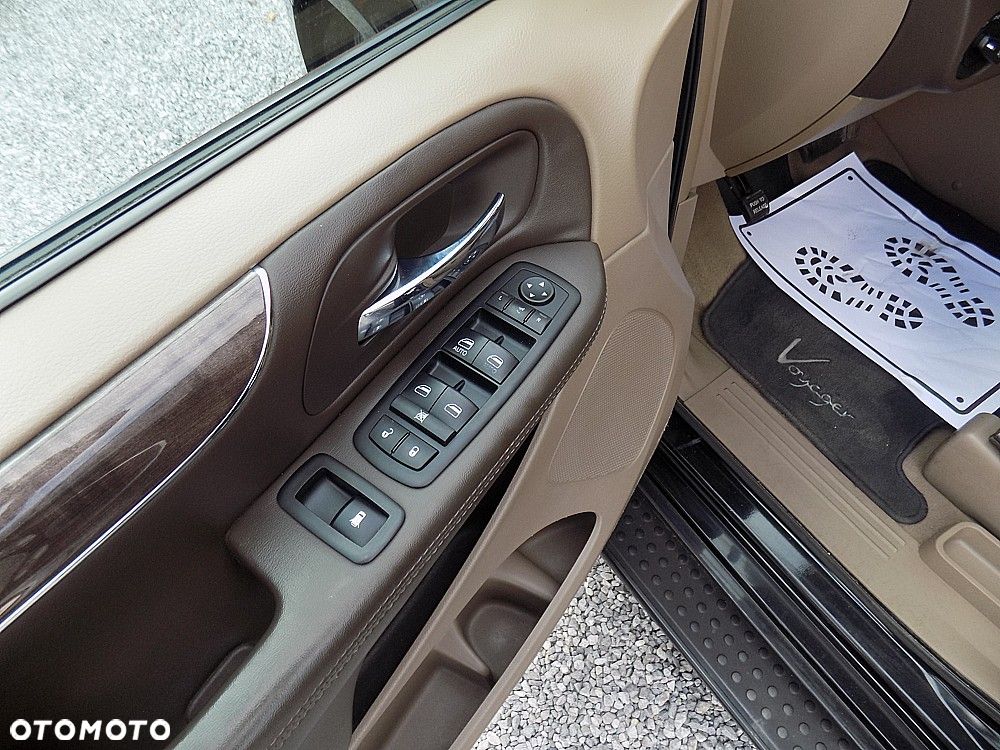 Lancia Voyager 2.8 CRD16v Silver - 10