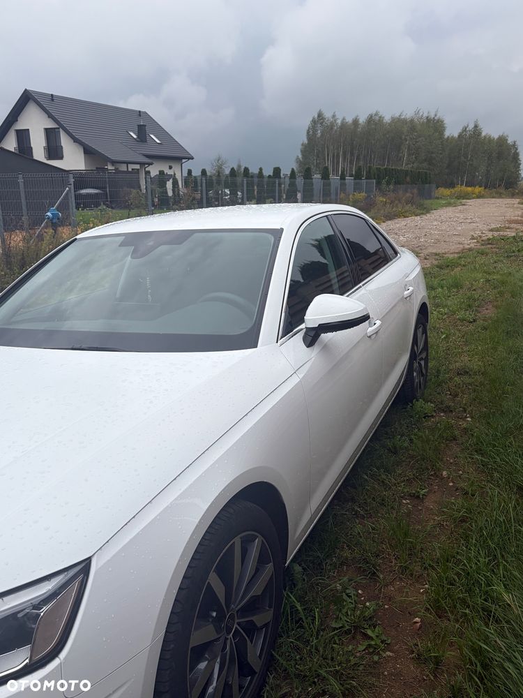 Audi A4 Limousine 35 TFSI mHEV S Line S tronic - 4