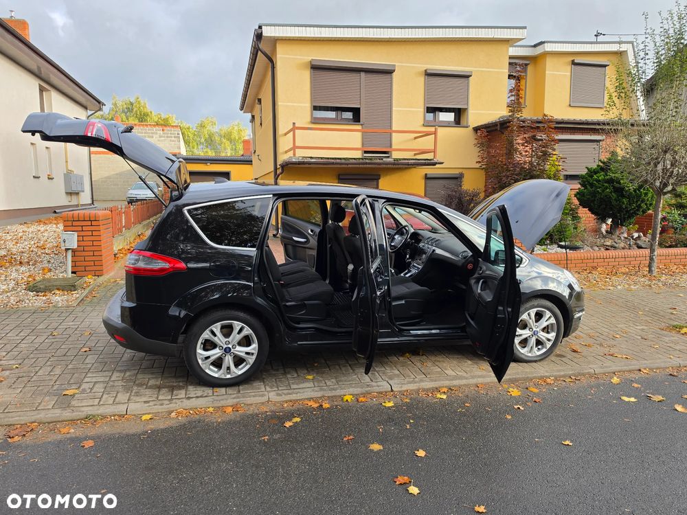 Ford S-Max - 19