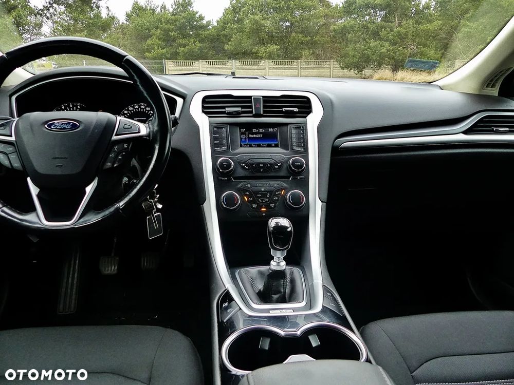 Ford Mondeo 2.0 TDCi Trend - 36