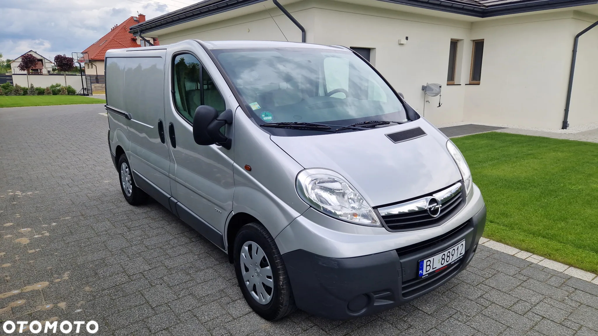 Opel Vivaro - 20