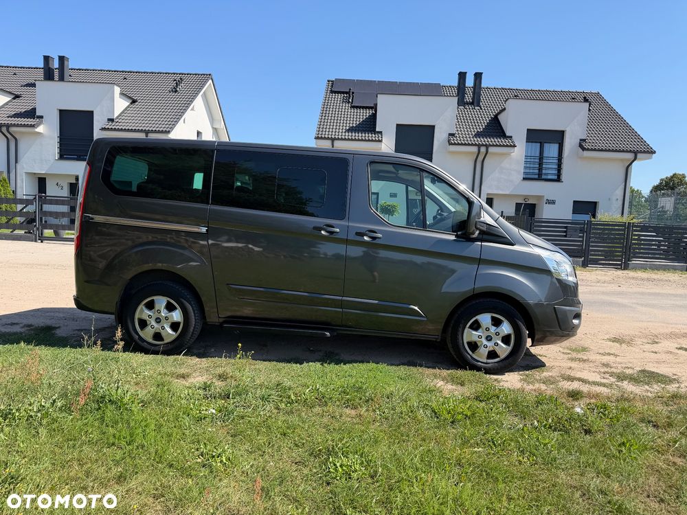 Ford Tourneo Custom 2.0 TDCi L1 Titanium - 11