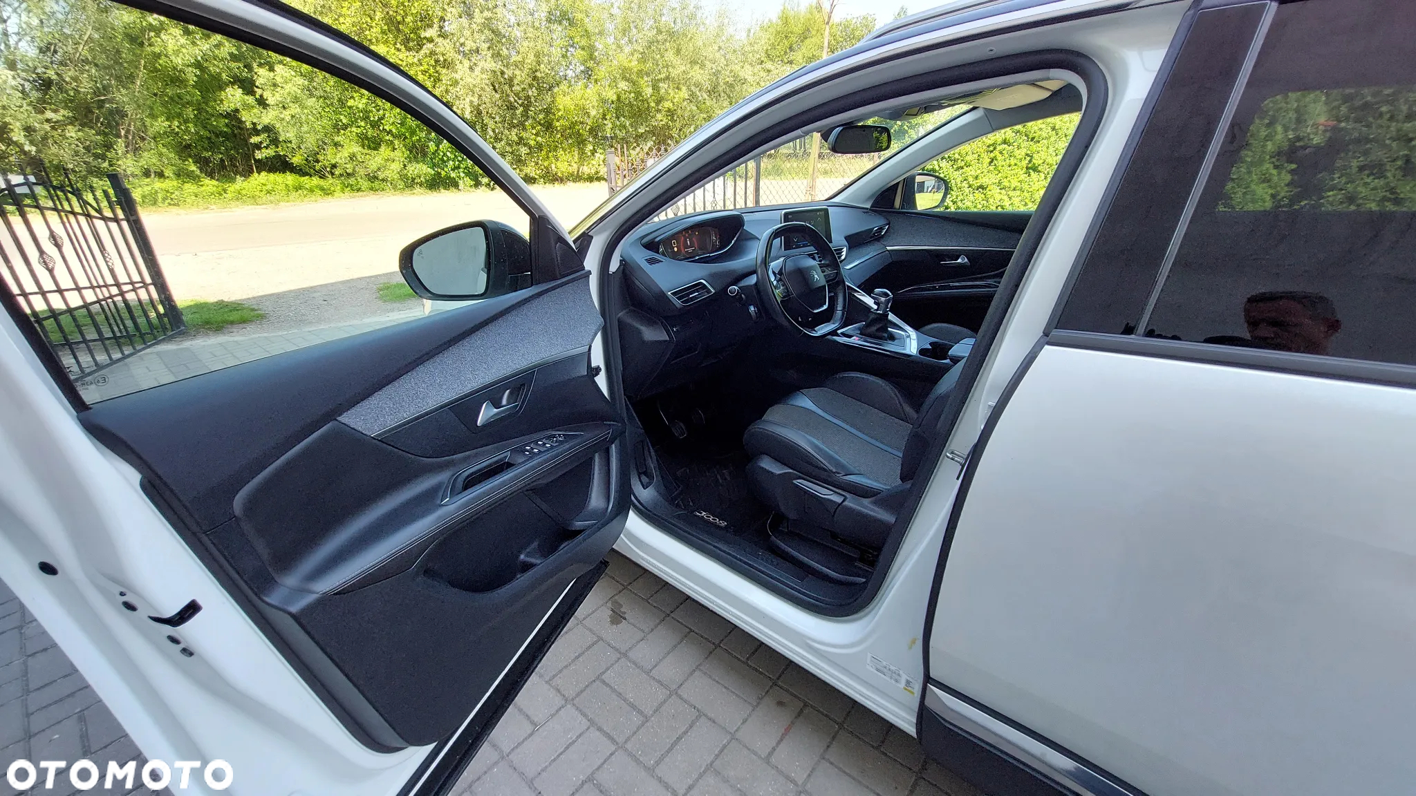 Peugeot 3008 1.2 PureTech Access S&S - 17