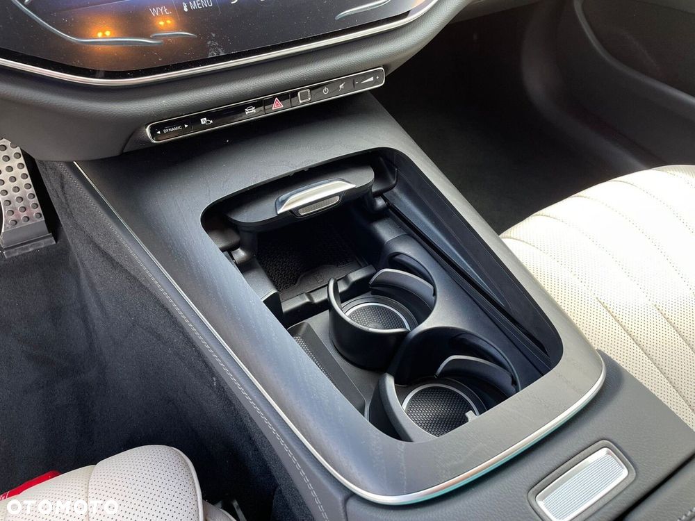 Mercedes-Benz Klasa E 220 d mHEV 4-Matic AMG 9G-Tronic - 27