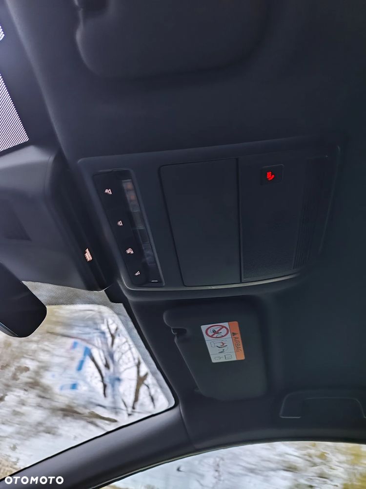 Mazda 3 2.0 mHEV Hikari - 16