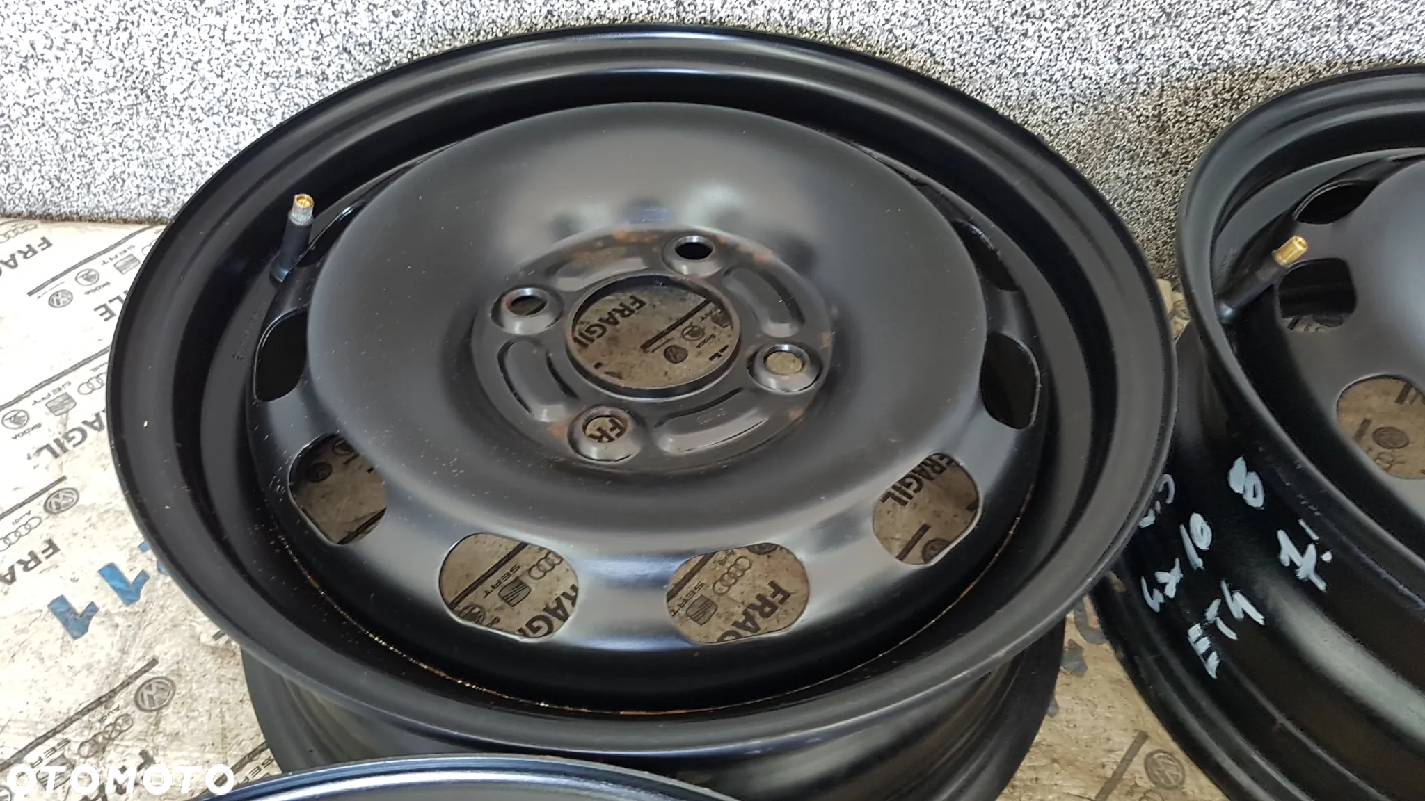 FELGI STALOWE FORD FIESTA MK 5 MK 6 MK7  5,5JX14  4X108 ET47,5 - 8