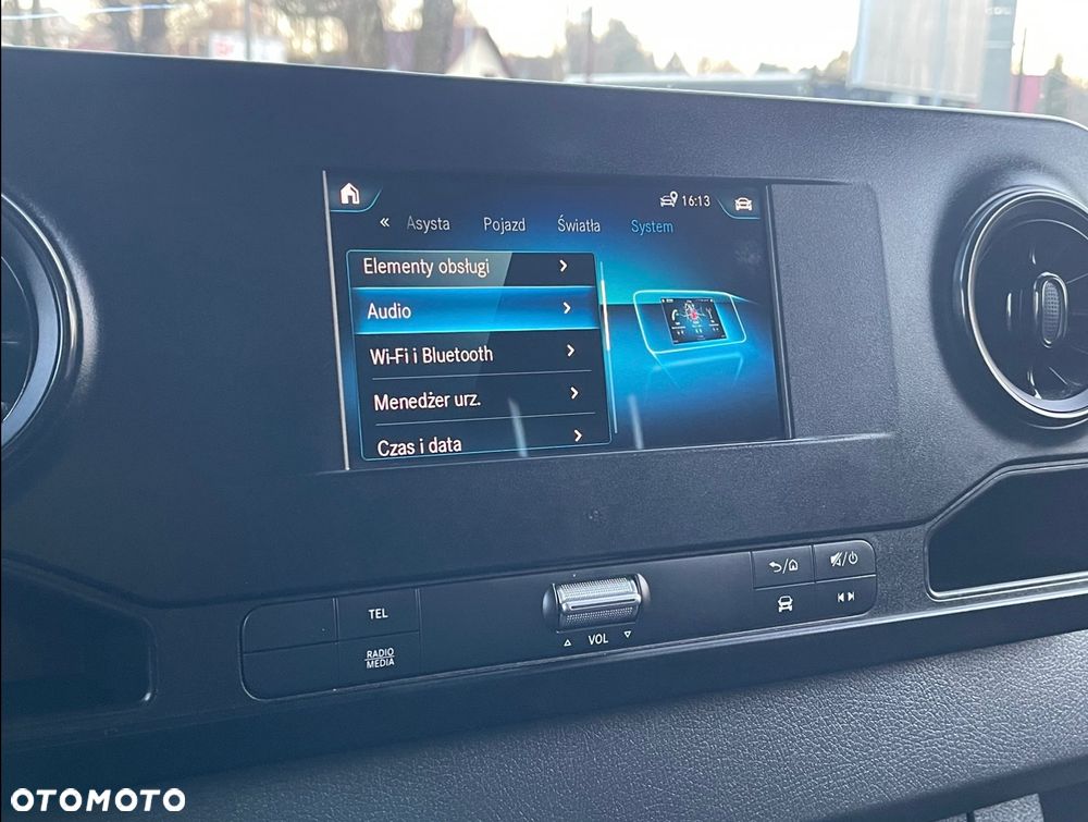 Mercedes-Benz Sprinter - 22