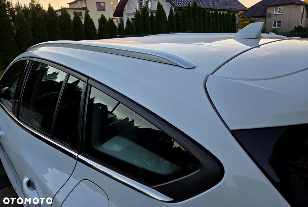 Ford Focus 1.0 EcoBoost Titanium Business - 12