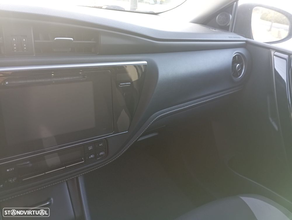 Toyota Auris Touring Sports 1.4 D-4D Comfort+Pack Sport - 15
