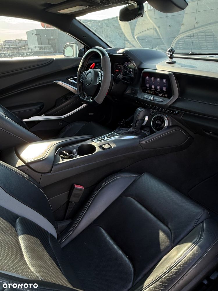 Chevrolet Camaro - 9