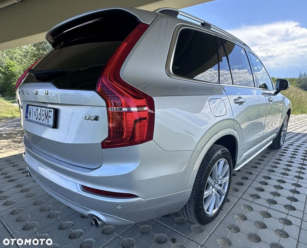 Volvo XC 90 D5 AWD Momentum 7os - 11