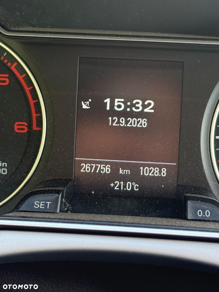 Audi A4 Avant - 10