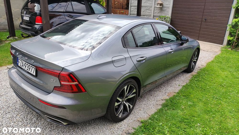 Volvo S60 B4 B R-Design - 5