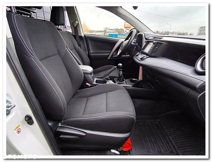 Toyota RAV4 2.0 D-4D 4x2 Start-Stop Executive - 22