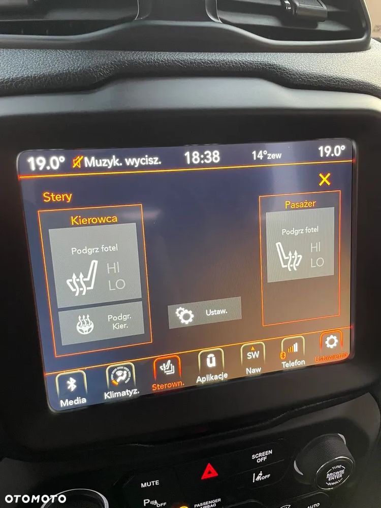 Jeep Renegade 1.3 GSE T4 Turbo Longitude FWD S&S - 28