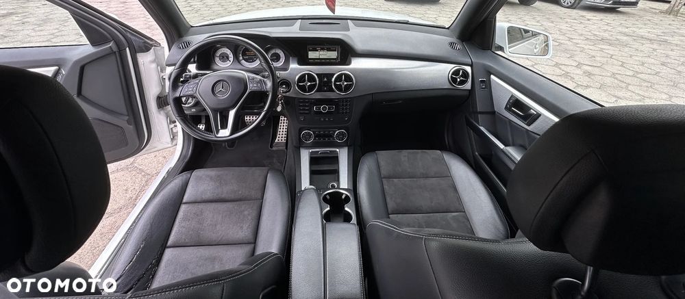 Mercedes-Benz GLK - 14