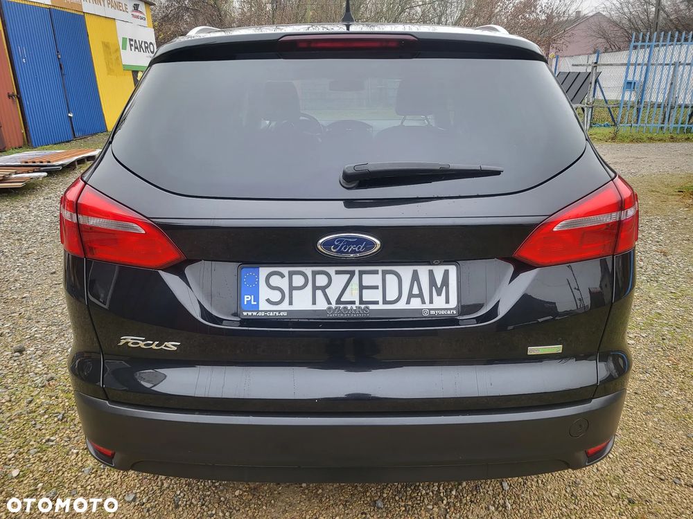 Ford Focus 1.0 EcoBoost Titanium - 4