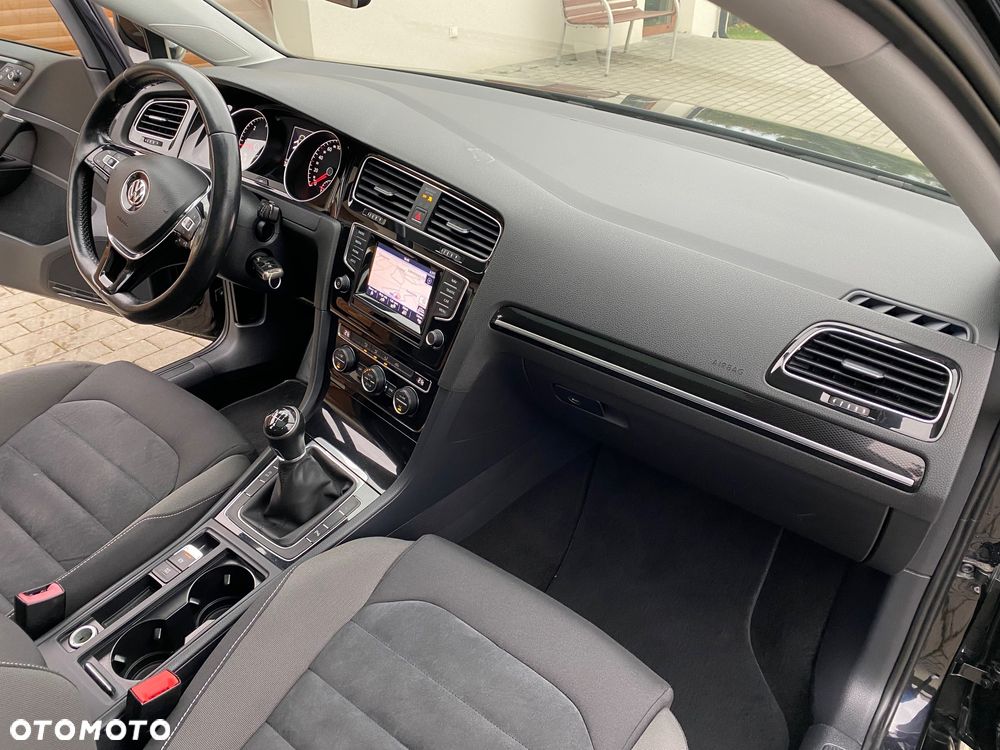 Volkswagen Golf VII 1.6 TDI BMT Highline - 16