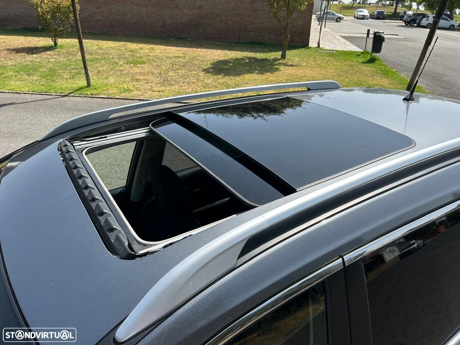 Nissan X-Trail 1.6 dCi N-Connecta - 34