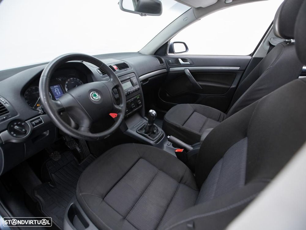 Skoda Octavia Break - 7