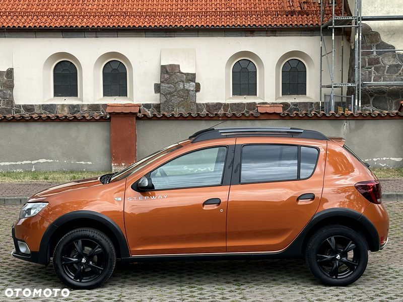Dacia Sandero Stepway TCe 90 (S&S) Celebration - 6