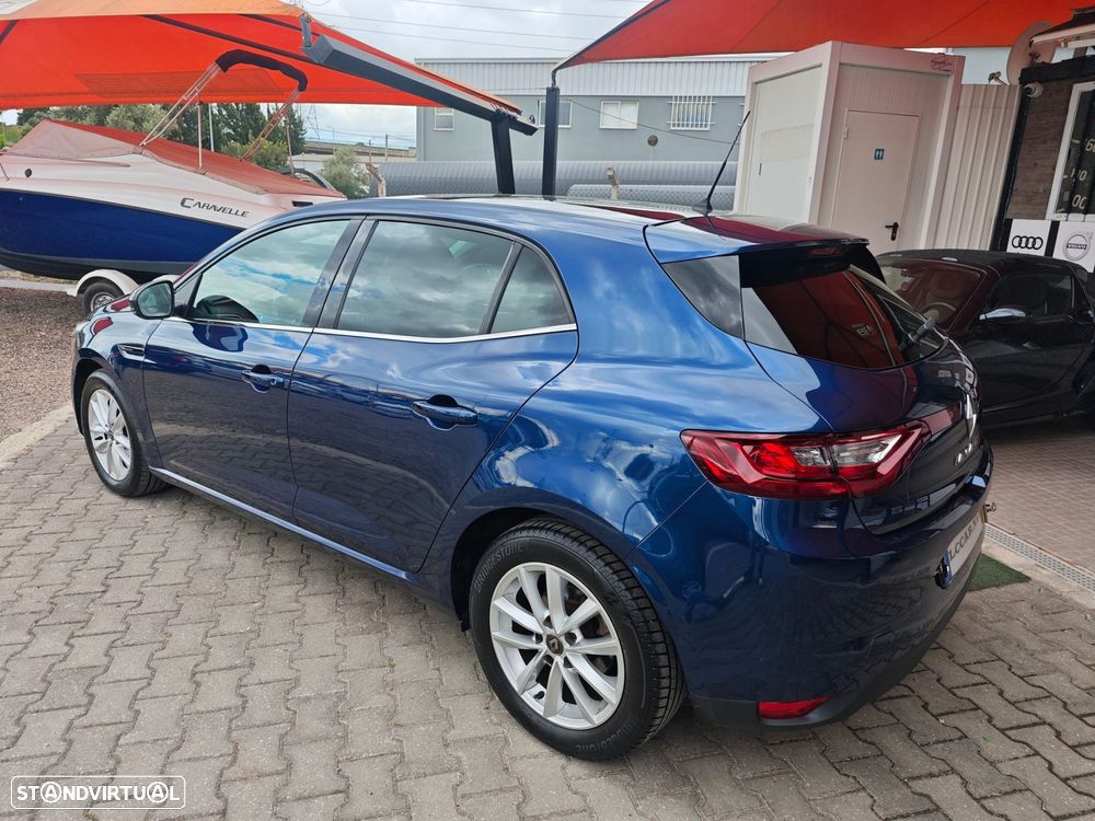 Renault Mégane 1.5 Blue dCi Zen - 4