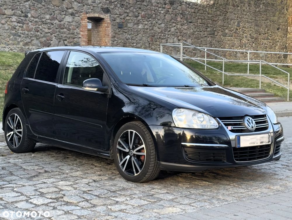 Volkswagen Golf - 2